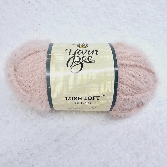 Yarn Bee Art Yarn Bee Lush Loft Yarn Blush Size 4 Worsted Weight